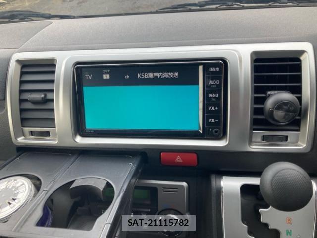 Toyota HIACE VAN 2022-09 8629421-9
