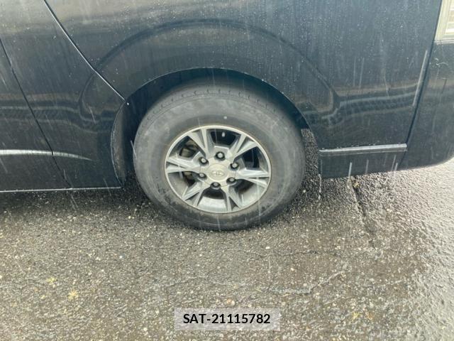 Toyota HIACE VAN 2022-09 8629421-13