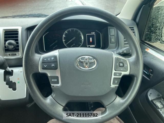 Toyota HIACE VAN 2022-09 8629421-3