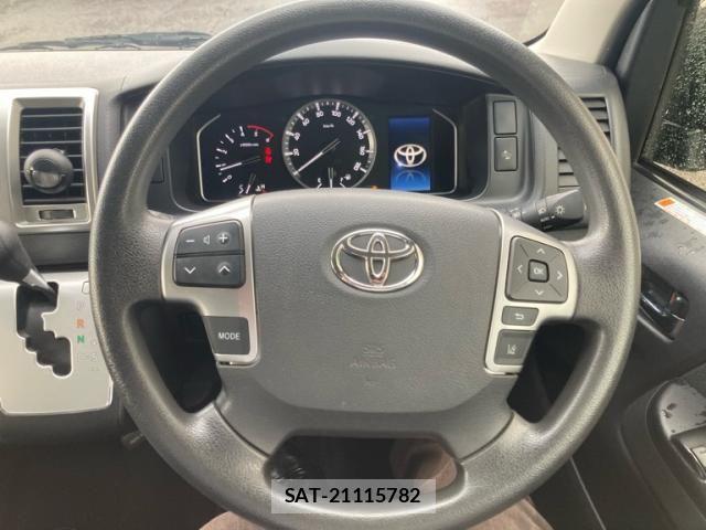 Toyota HIACE VAN 2022-09 8629421-4
