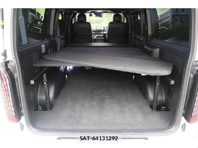 Toyota HIACE VAN 2020-01 8667049-13