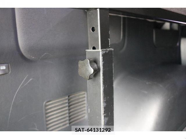 Toyota HIACE VAN 2020-01 8667049-14