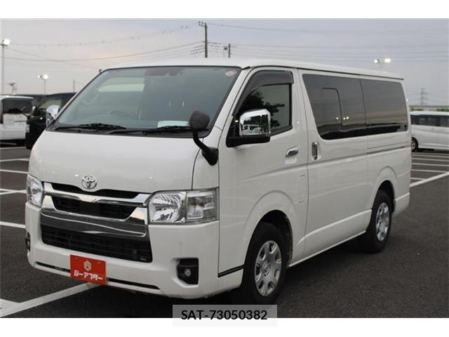 Toyota HIACE VAN 2025-03 8662035-13