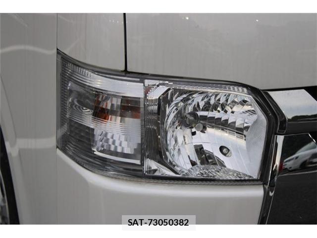 Toyota HIACE VAN 2025-03 8662035-16