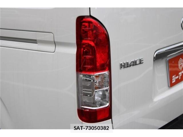 Toyota HIACE VAN 2025-03 8662035-19