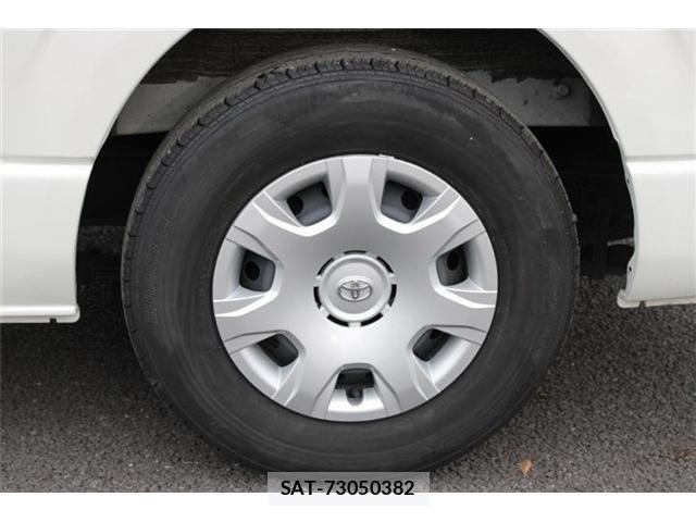 Toyota HIACE VAN 2025-03 8662035-25