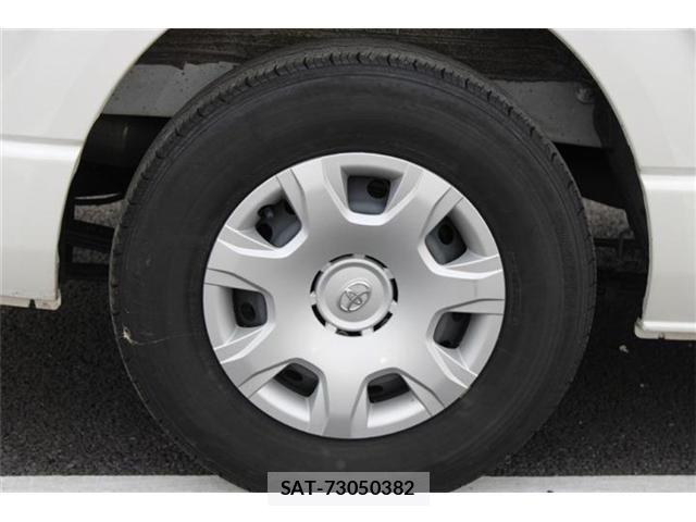 Toyota HIACE VAN 2025-03 8662035-26