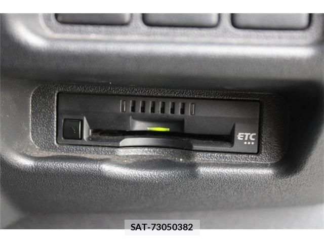 Toyota HIACE VAN 2025-03 8662035-4