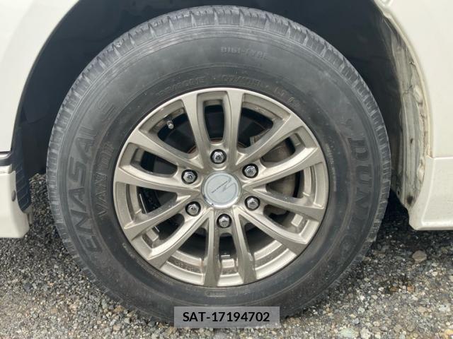 Toyota HIACE VAN 2020-06 8662040-13