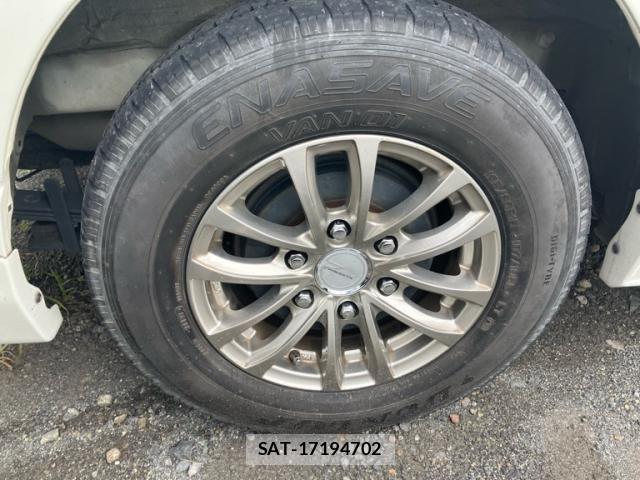 Toyota HIACE VAN 2020-06 8662040-15