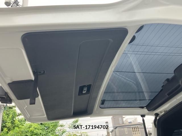 Toyota HIACE VAN 2020-06 8662040-19
