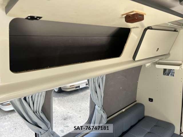 Toyota HIACE VAN 2006-06 8667056-18