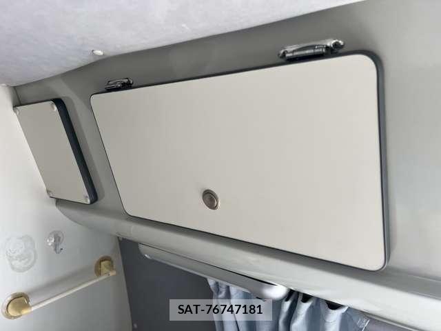 Toyota HIACE VAN 2006-06 8667056-19