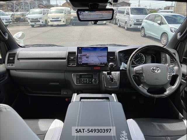 Toyota HIACE VAN 2022-02 8662033-10