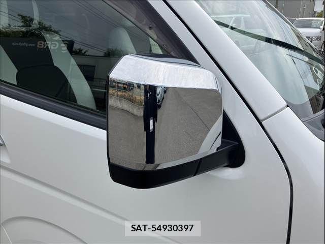 Toyota HIACE VAN 2022-02 8662033-29