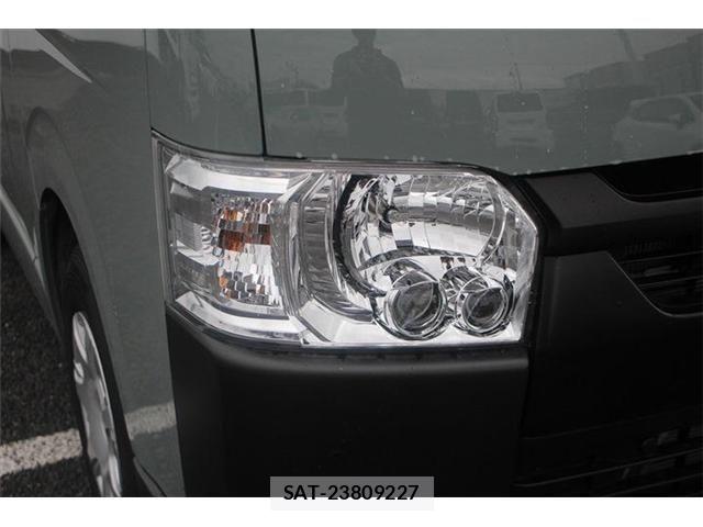 Toyota HIACE VAN 2025-06 8662027-12