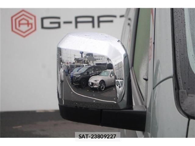 Toyota HIACE VAN 2025-06 8662027-15