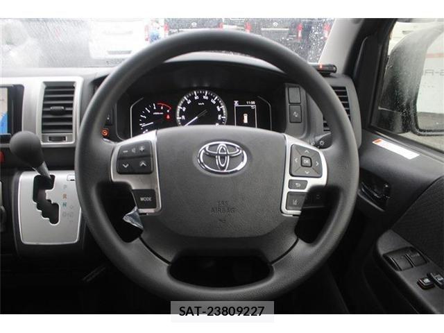 Toyota HIACE VAN 2025-06 8662027-22