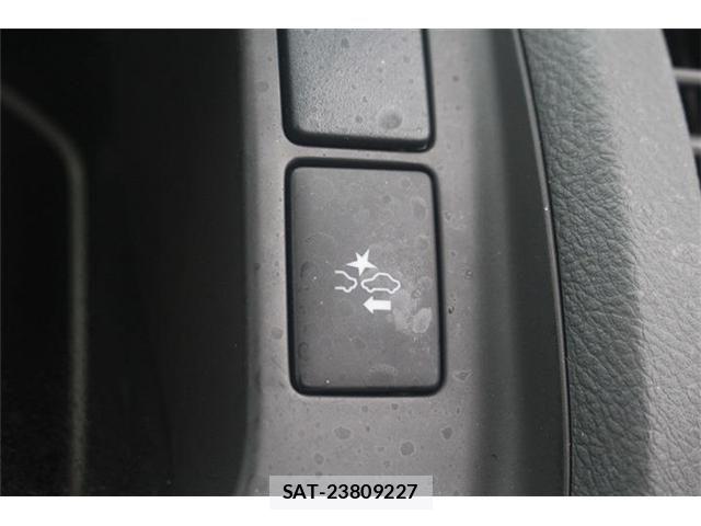 Toyota HIACE VAN 2025-06 8662027-26