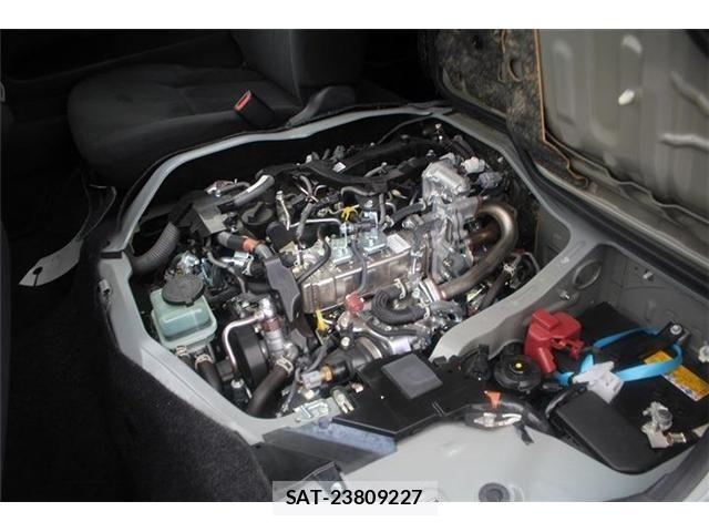 Toyota HIACE VAN 2025-06 8662027-28