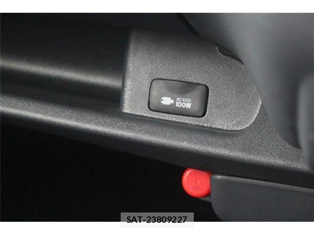 Toyota HIACE VAN 2025-06 8662027-5