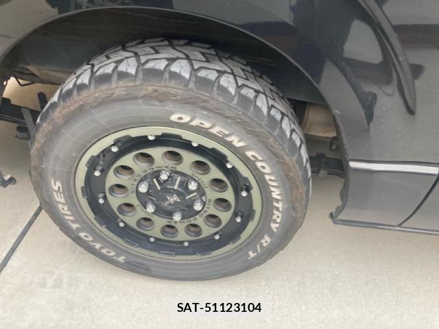Toyota HIACE VAN 2024-01 8662032-3