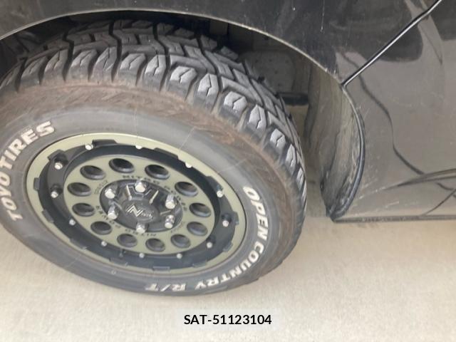 Toyota HIACE VAN 2024-01 8662032-5