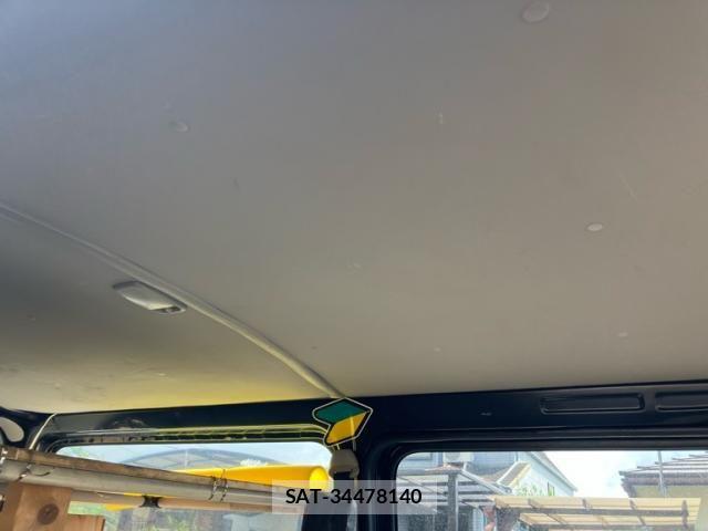 Toyota HIACE VAN 2021-02 8667054-14
