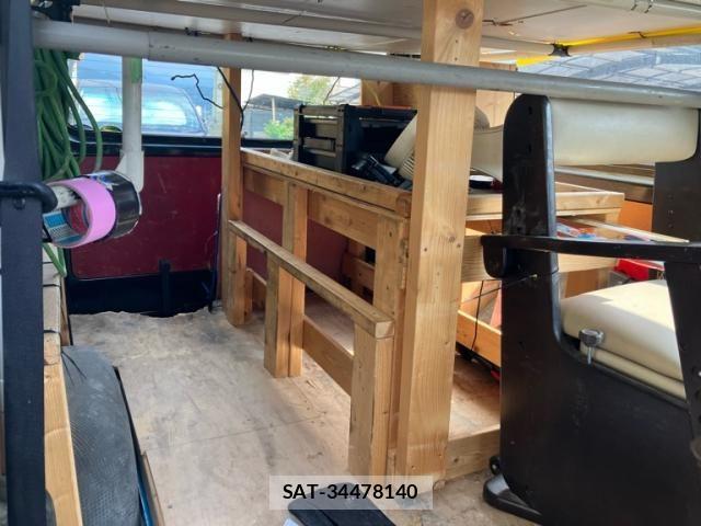 Toyota HIACE VAN 2021-02 8667054-15