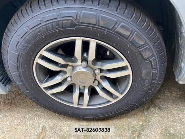 Toyota HIACE VAN 2007-08 8667057-9