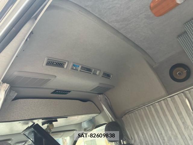 Toyota HIACE VAN 2007-08 8667057-20