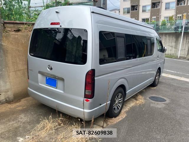 Toyota HIACE VAN 2007-08 8667057-4