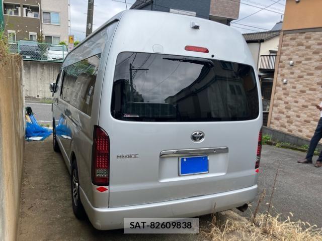 Toyota HIACE VAN 2007-08 8667057-5