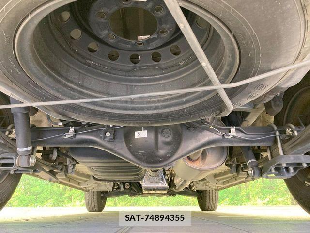Toyota HIACE VAN 2022-08 8662029-18