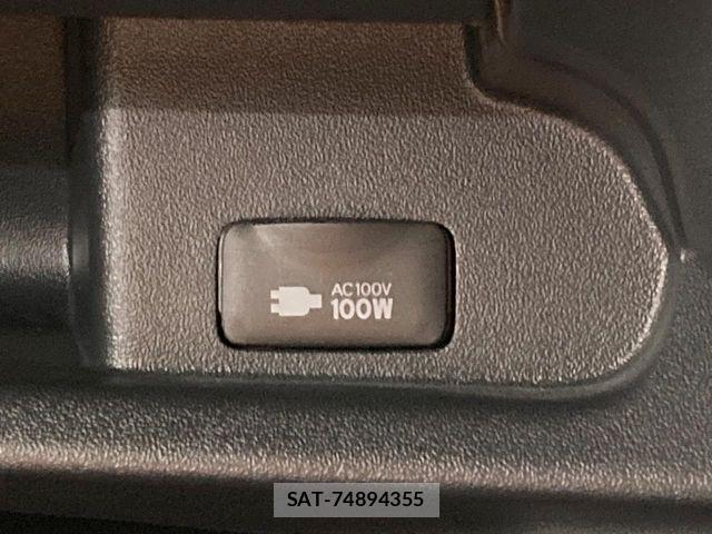 Toyota HIACE VAN 2022-08 8662029-6