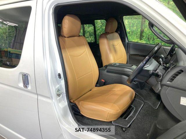 Toyota HIACE VAN 2022-08 8662029-7