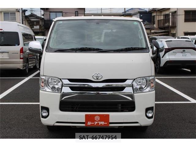 Toyota HIACE VAN 2017-06 8662053-12