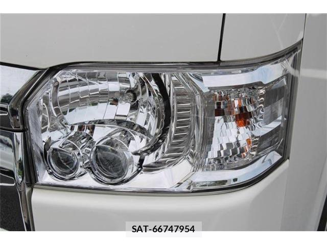 Toyota HIACE VAN 2017-06 8662053-16