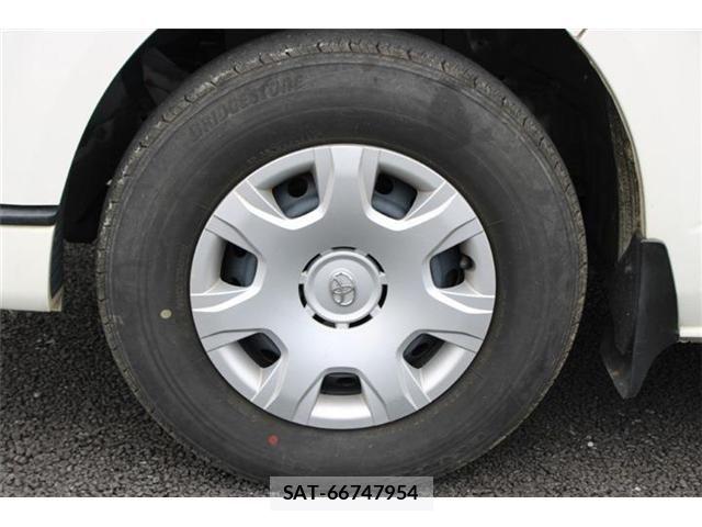 Toyota HIACE VAN 2017-06 8662053-25