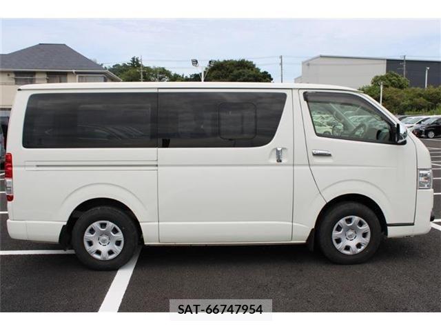 Toyota HIACE VAN 2017-06 8662053-6