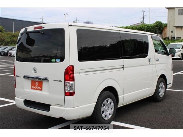 Toyota HIACE VAN 2017-06 8662053-7