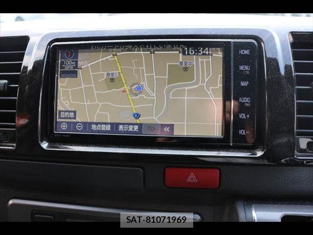 Toyota HIACE VAN 2023-02 8667048-22