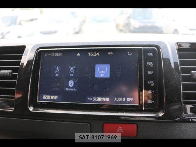 Toyota HIACE VAN 2023-02 8667048-23