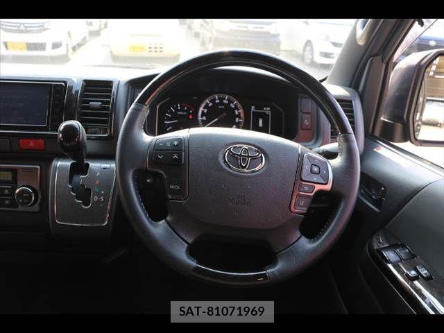 Toyota HIACE VAN 2023-02 8667048-3