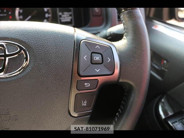 Toyota HIACE VAN 2023-02 8667048-5