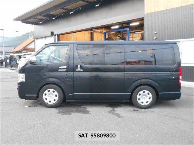 Toyota HIACE VAN 2008-09 8662058-25