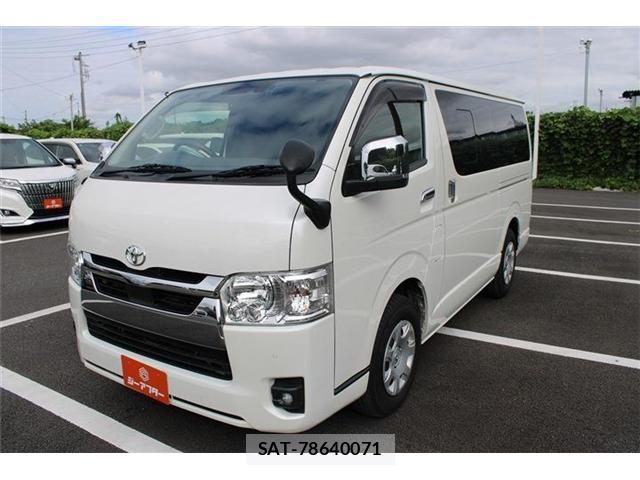 Toyota HIACE VAN 2022-09 8667050-13