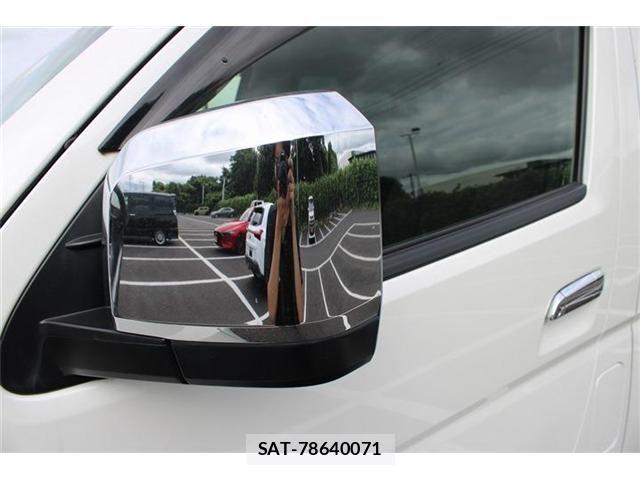 Toyota HIACE VAN 2022-09 8667050-21