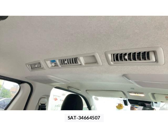 Toyota HIACE VAN 2019-02 8662057-13