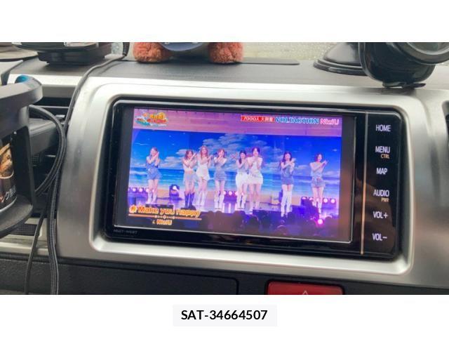 Toyota HIACE VAN 2019-02 8662057-17